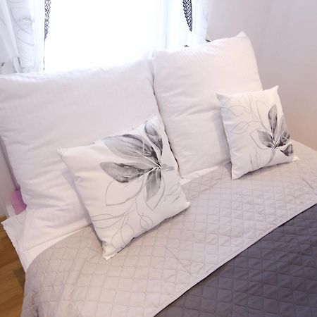 Apartamenty Pod Zamkową Górą Rajgród Exterior foto