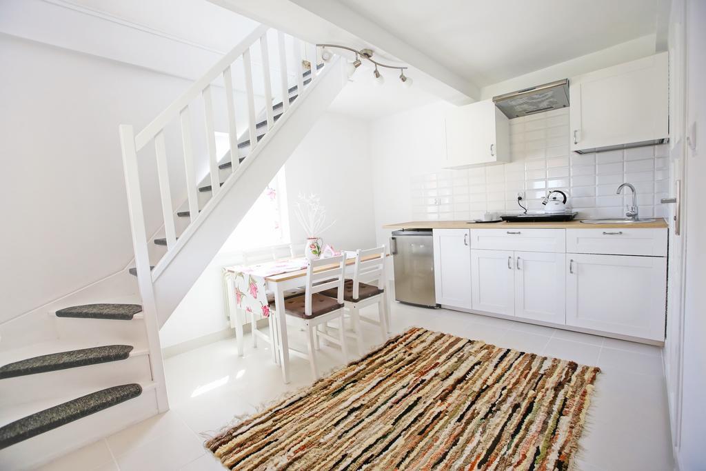 Apartamenty Pod Zamkową Górą Rajgród Exterior foto